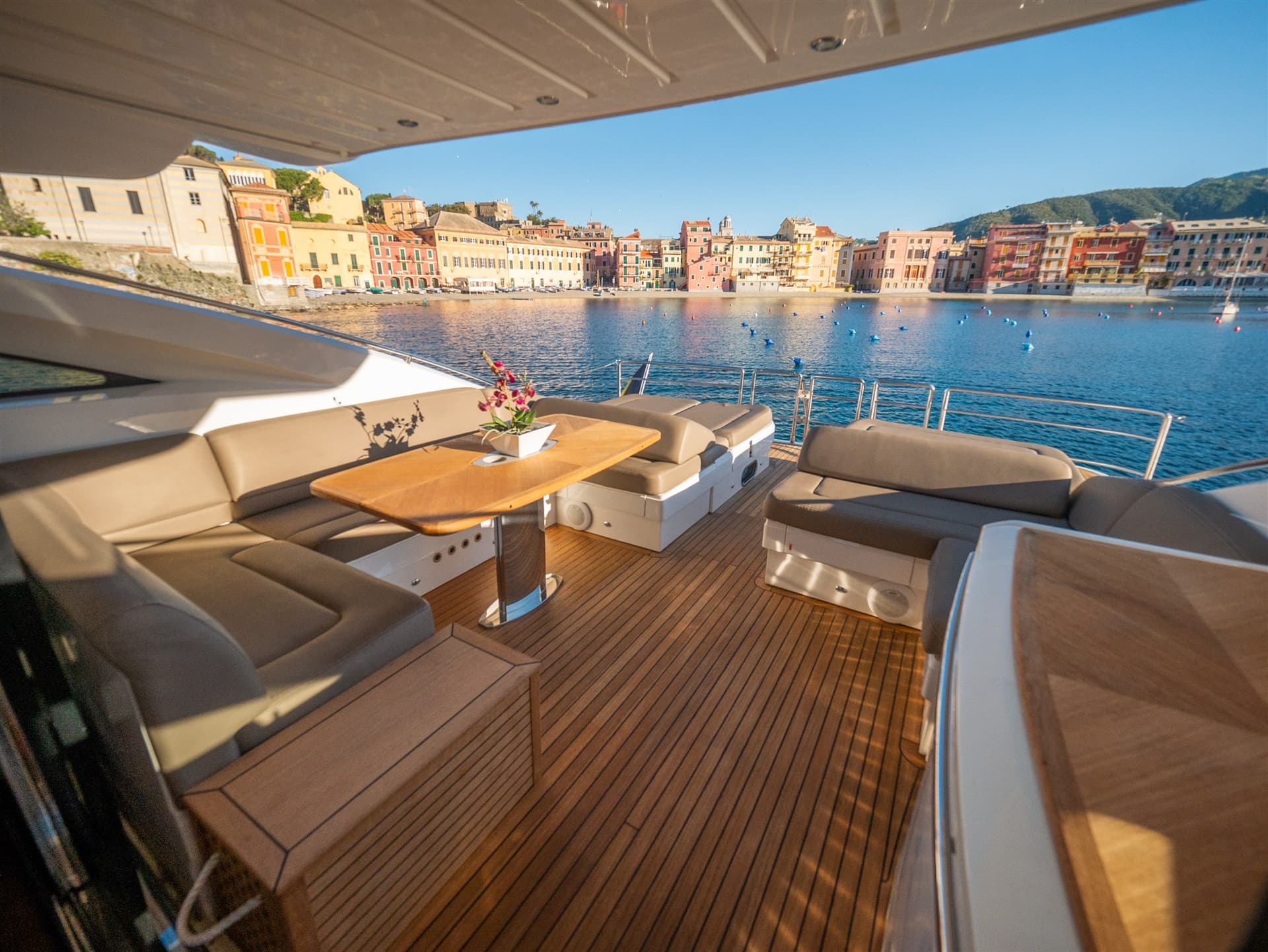 Princess Yachts V 70 gebraucht - Hauptbild 21