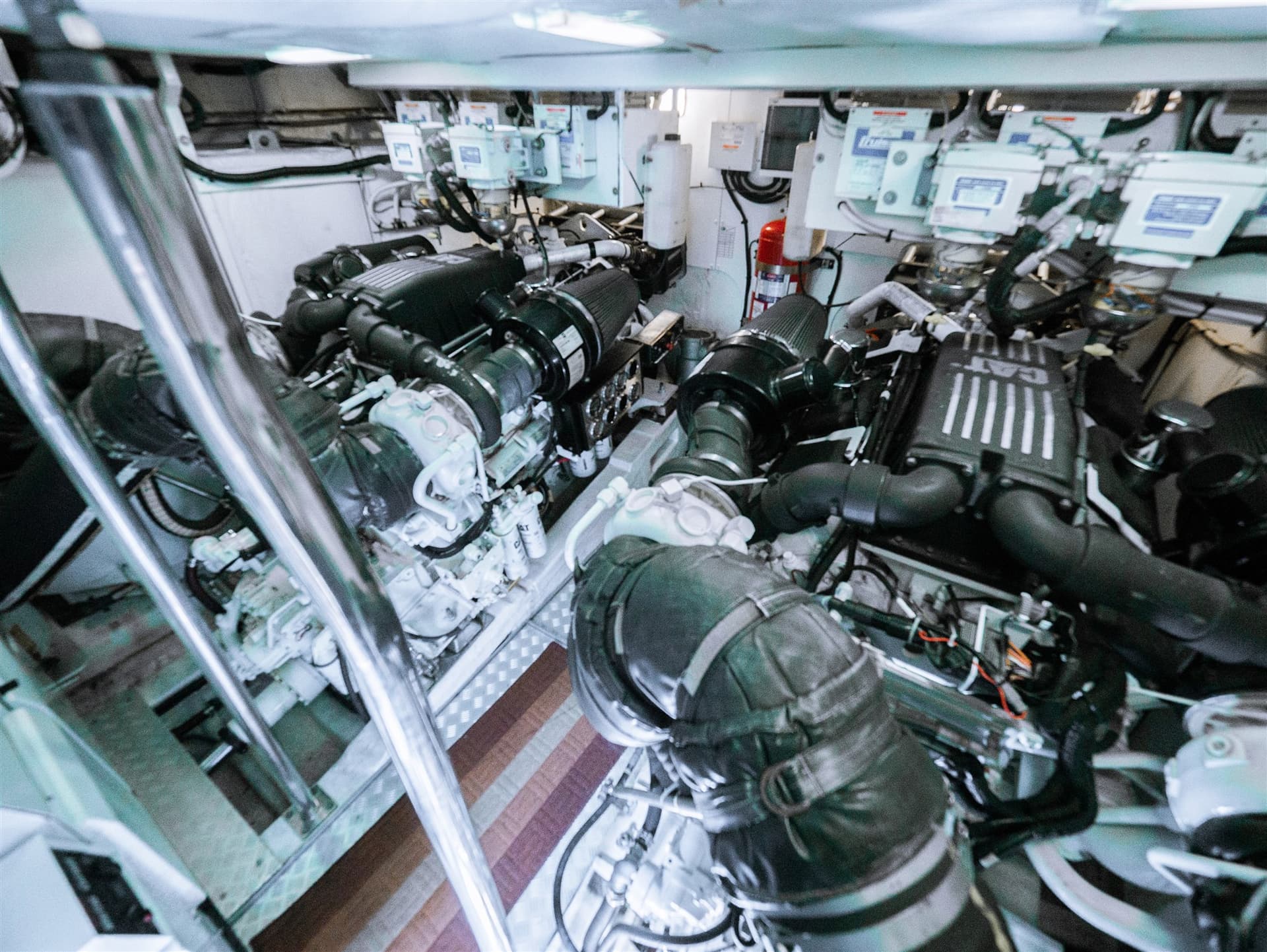 Princess Yachts V 70 used - hero image 30
