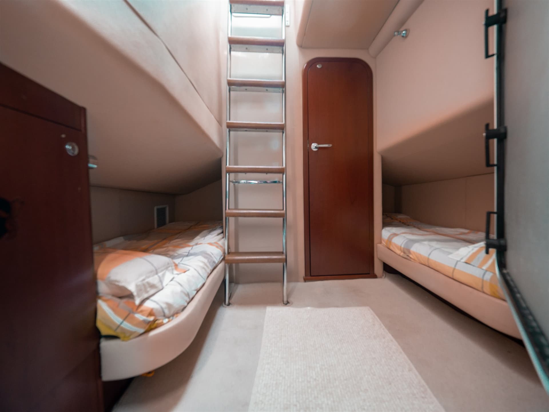 Princess Yachts V 70 used - hero image 18