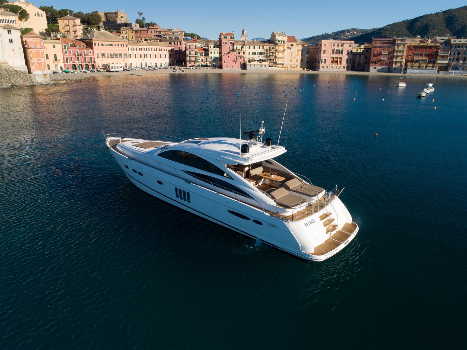 Princess Yachts V 70 used - hero image 28