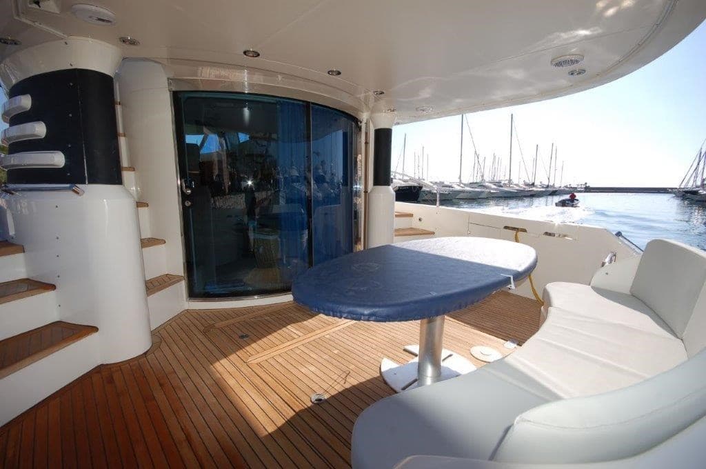 Fairline SQUADRON 62 usato - foto hero 17