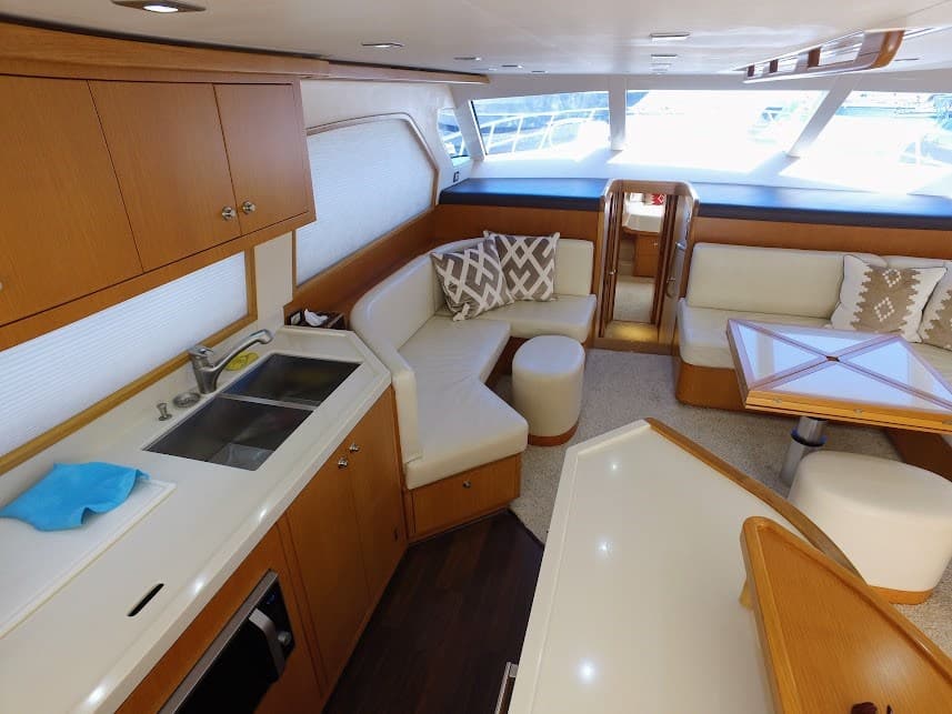 Bertram Yacht 540 Convertible usato - dettaglio 4