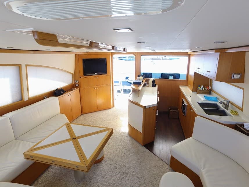 Bertram Yacht 540 Convertible usato - dettaglio 3