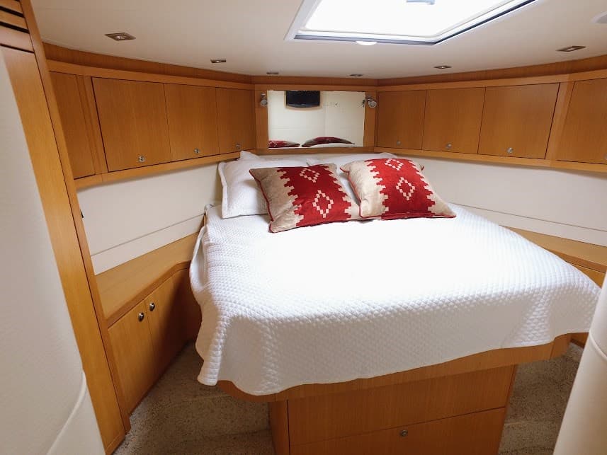 Bertram Yacht 540 Convertible usato - foto hero 11