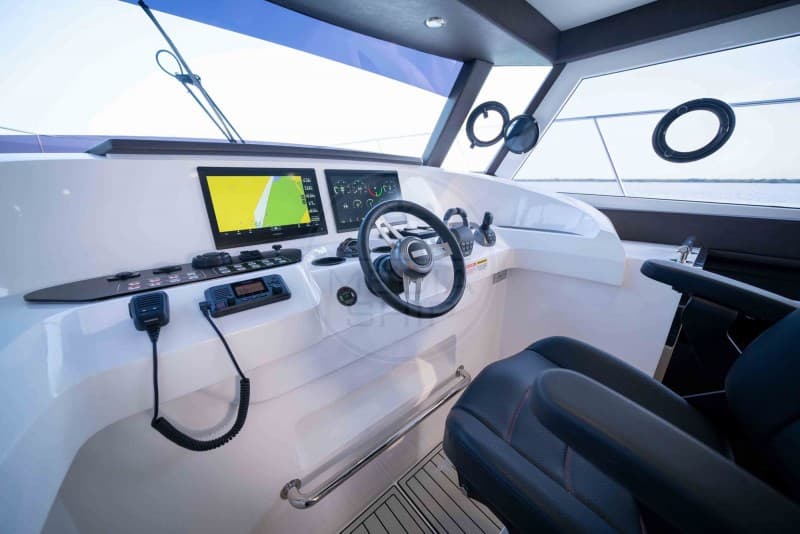 Gulf Craft Silvercat 46 Lux used - hero image 11