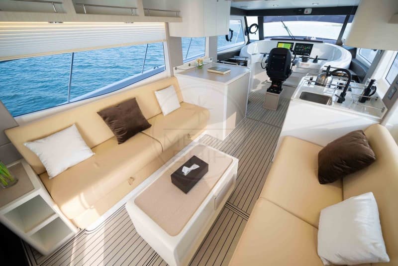 Gulf Craft Silvercat 46 Lux used - hero image 10