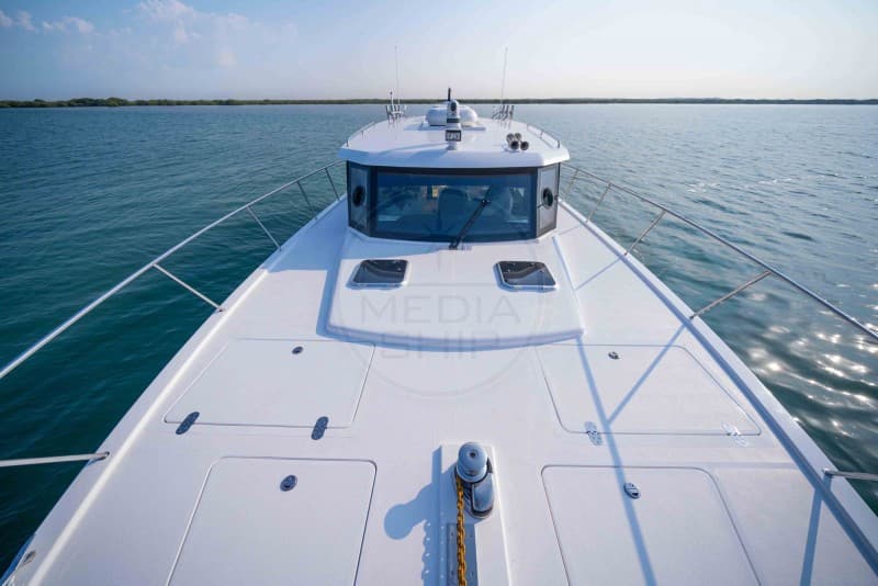 Gulf Craft Silvercat 46 Lux used - hero image 5