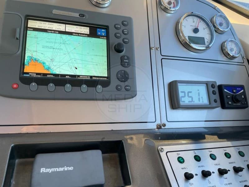 Cayman 48 - Interior View Cayman 48 - Interior View