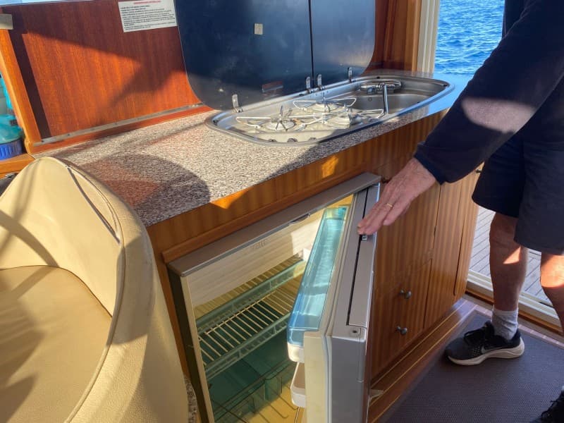 Nautica Po Sea World 34 - Deck View Nautica Po Sea World 34 - Deck View