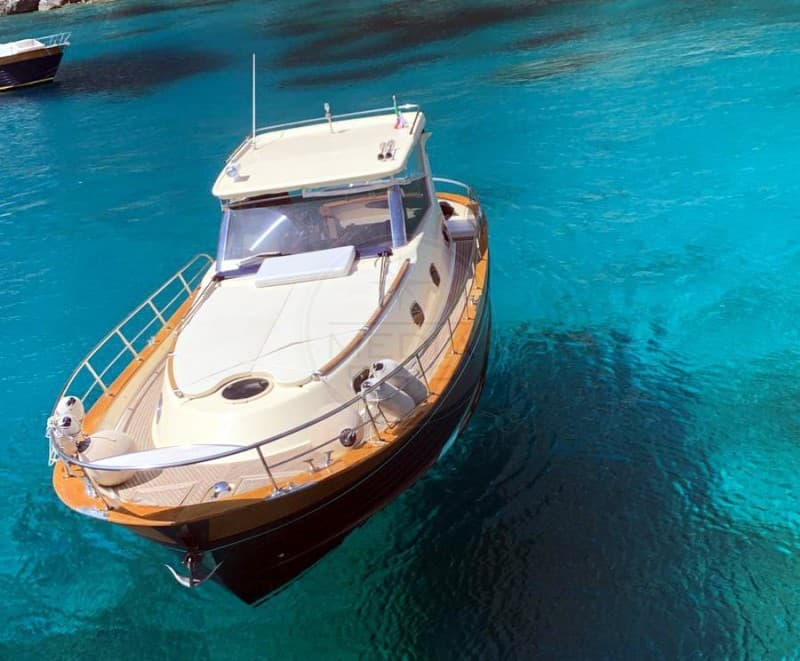 Nautica Esposito Futura Cabin 38 - Interior View Nautica Esposito Futura Cabin 38 - Interior View