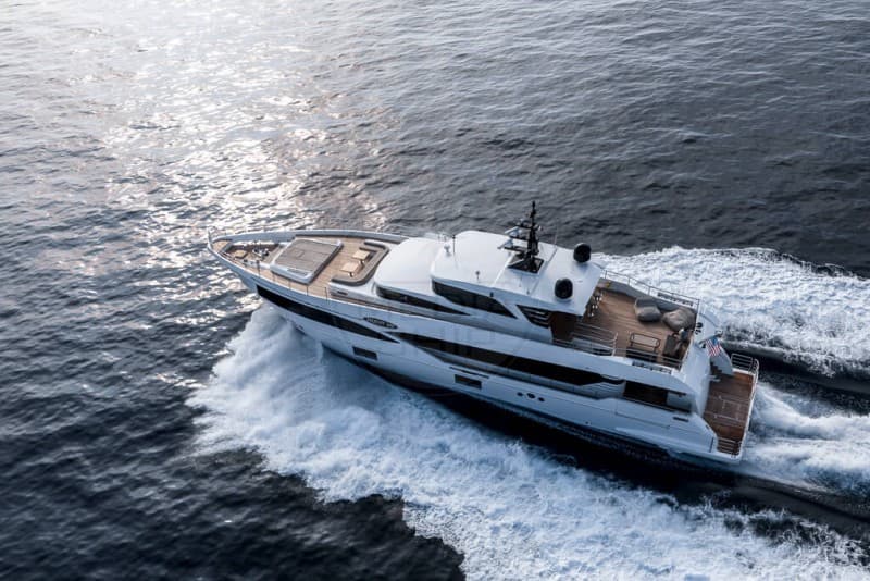Gulf Craft Majesty 100 usato - foto hero 6