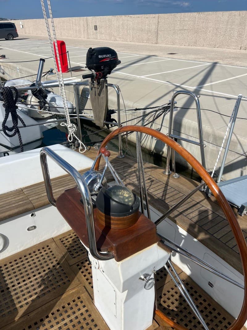 De Cesari Vallicelli 18 - Deck View De Cesari Vallicelli 18 - Deck View