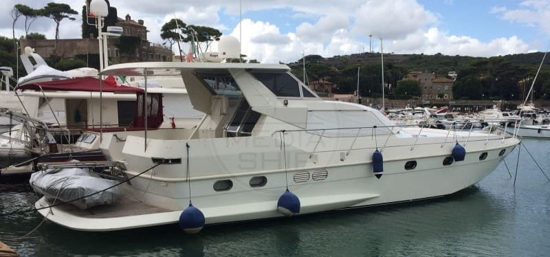 Mondomarine Arrow 50 - Interior View Mondomarine Arrow 50 - Interior View