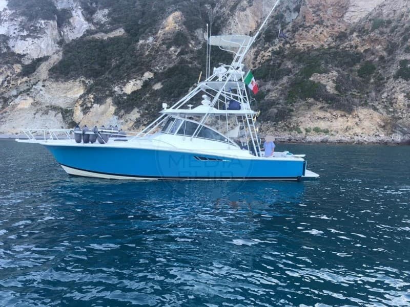 Luhrs Luhrs 380 - Interior View Luhrs Luhrs 380 - Interior View