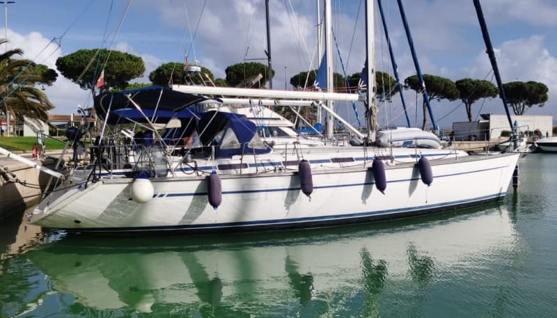 Bavaria Bavaria 44 - Detail View 1 Bavaria Bavaria 44 - Detail View 1