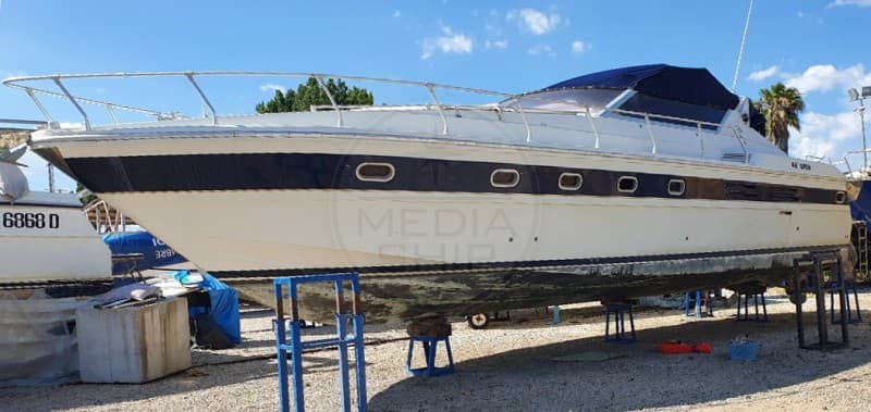 Giorgi 46 - Deck View Giorgi 46 - Deck View