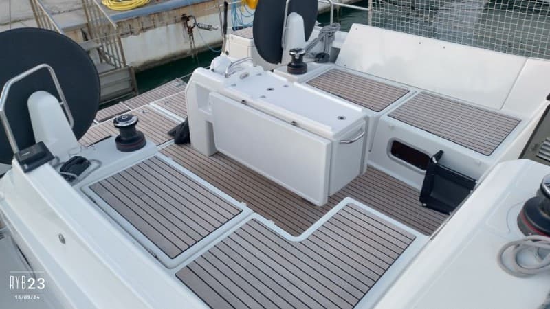 Jeanneau SUN ODYSSEY 440 usato - foto hero 8