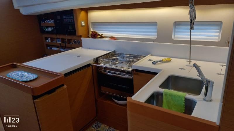 Jeanneau SUN ODYSSEY 440 usato - foto hero 21