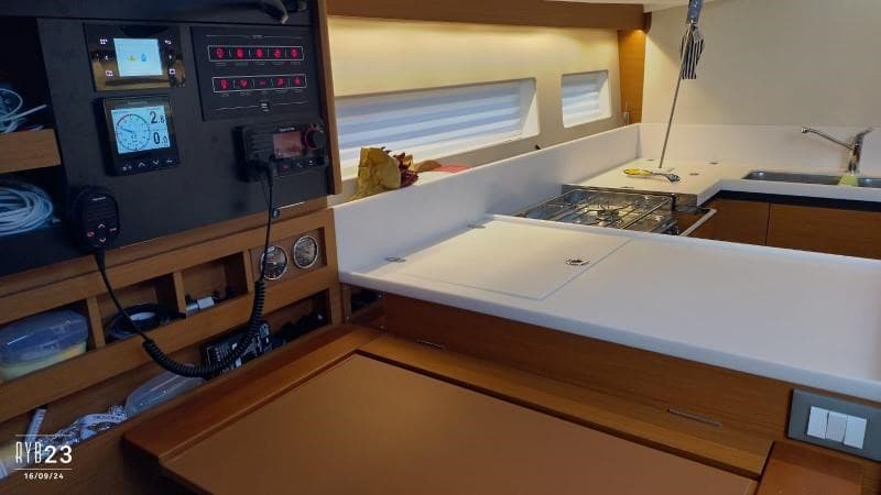Jeanneau SUN ODYSSEY 440 usato - foto hero 17