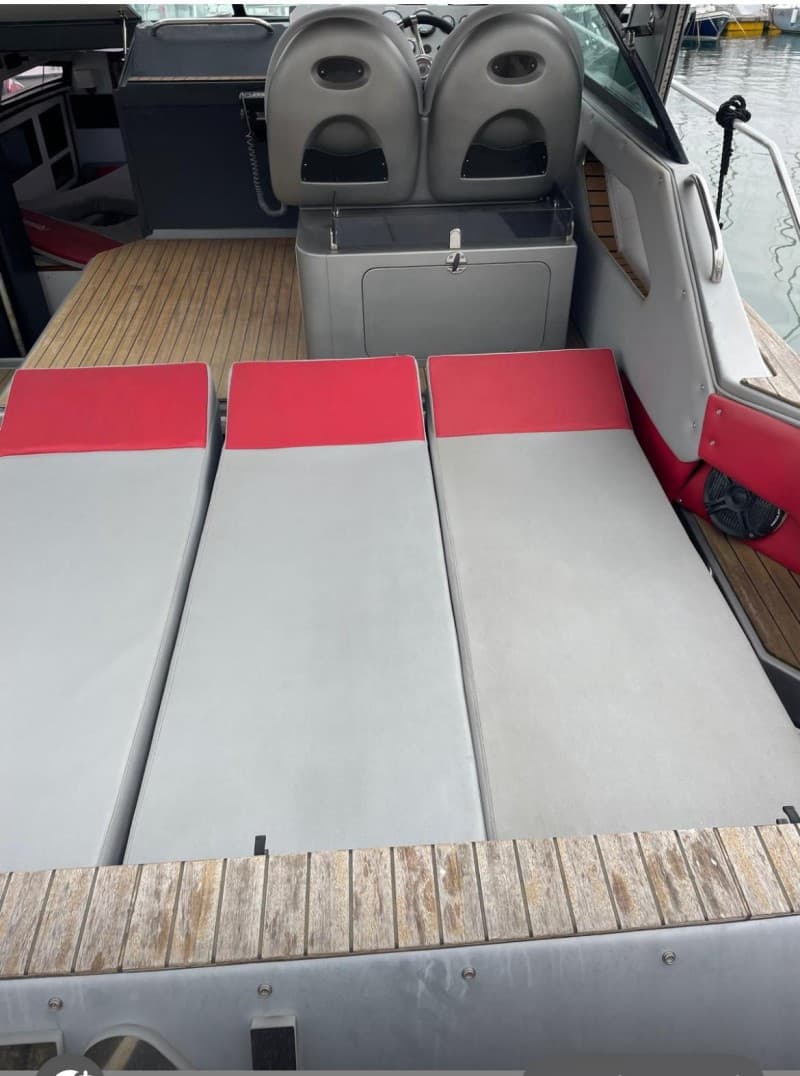 Sea Ray 300 Weekender d'occasion - détail 3