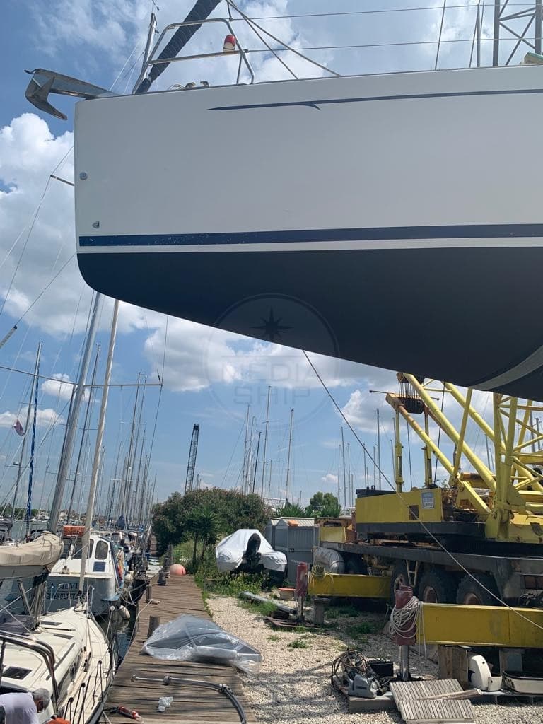 Salona 45 - Deck View Salona 45 - Deck View