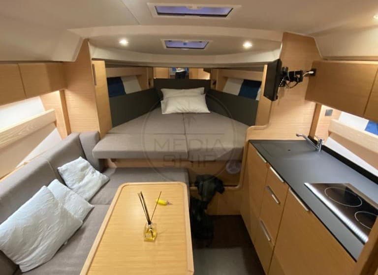 Bavaria 33 Sport d'occasion - image hero 12