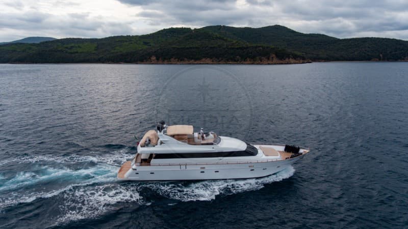 Cantiere Navale Diano Diano 24 - Deck View Cantiere Navale Diano Diano 24 - Deck View