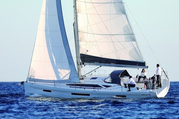 More Yachts More 40 - Detail View 1 More Yachts More 40 - Detail View 1