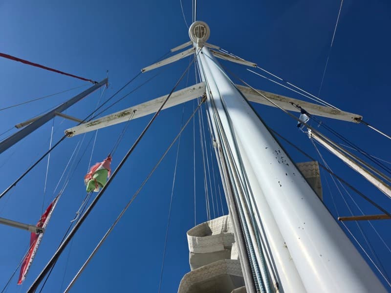 Beneteau BENETEAU 57 used - hero image 9