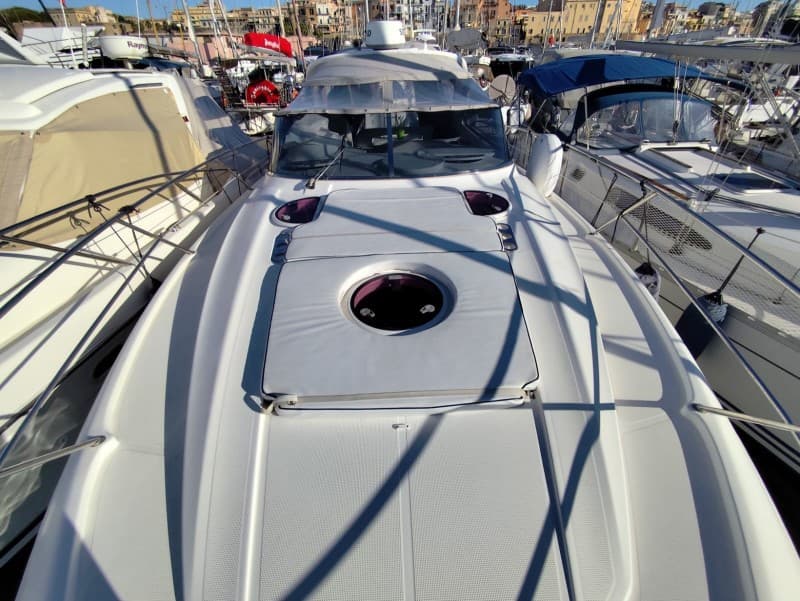 Bavaria 33 Sport used - hero image 12