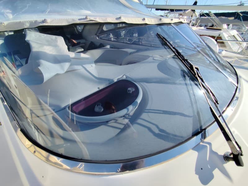 Bavaria 33 Sport used - hero image 9
