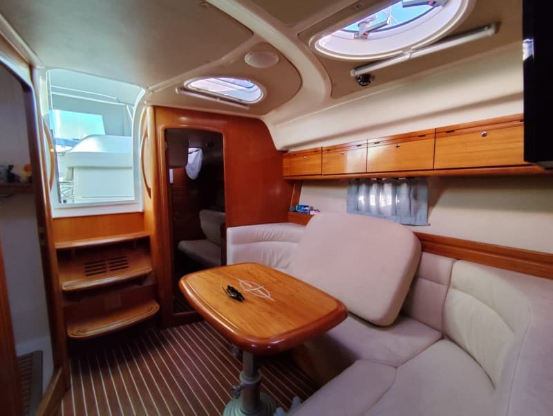 Bavaria 33 Sport used - hero image 18