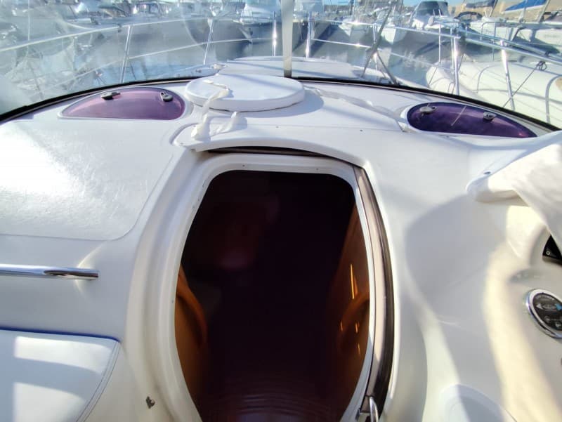 Bavaria 33 Sport used - hero image 16
