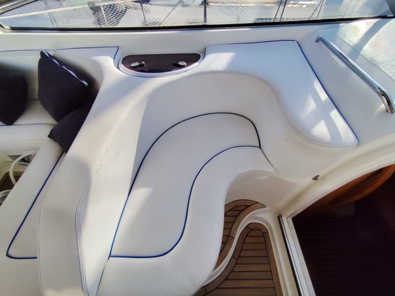 Bavaria 33 Sport used - hero image 5