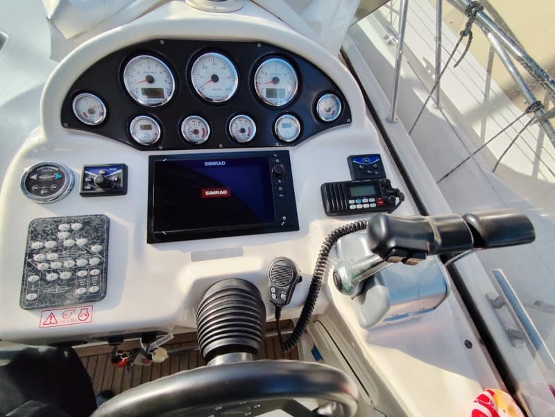Bavaria 33 Sport used - hero image 7