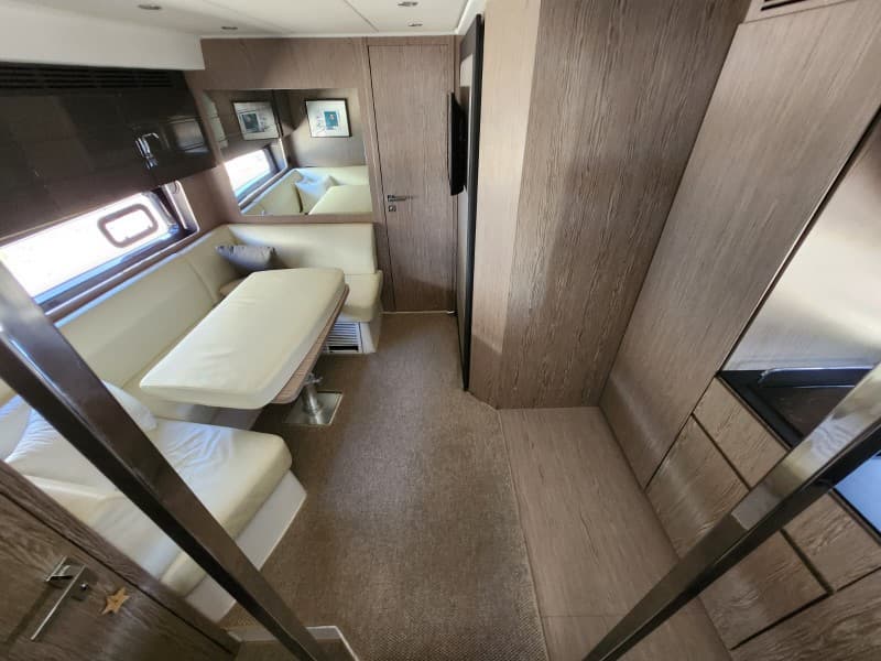 Azimut Atlantis 45 usato - foto hero 24