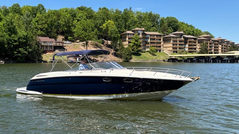 Regal Marine Regal 3350 - Main View Regal Marine Regal 3350 - Main View