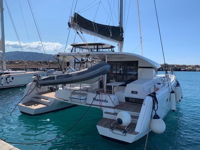 Lagoon Yachts Lagoon 42 - Deck View Lagoon Yachts Lagoon 42 - Deck View