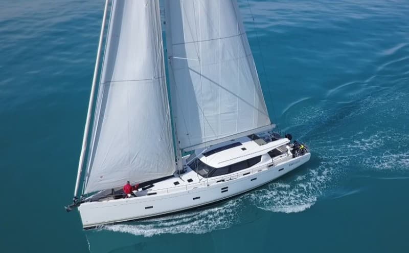 Moody 54 Ds - Deck View Moody 54 Ds - Deck View