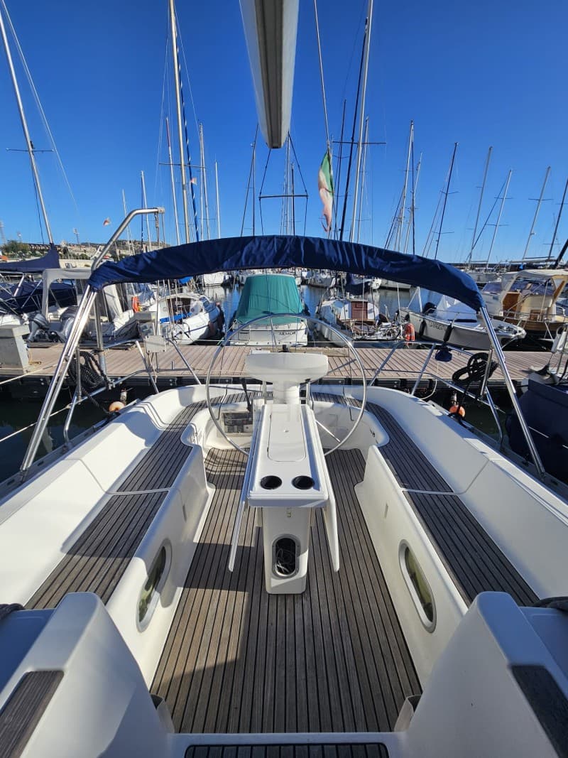 Jeanneau SUN ODYSSEY 42.2 used - hero image 7