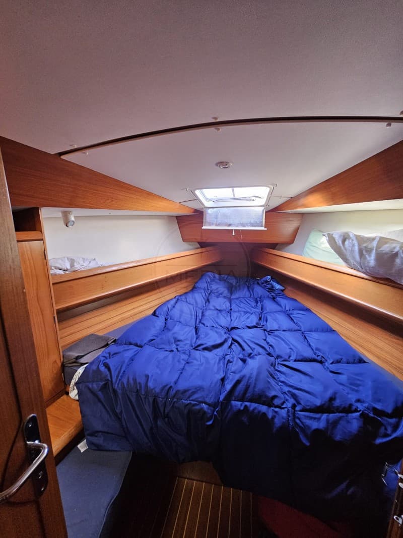 Jeanneau SUN ODYSSEY 42.2 used - hero image 19
