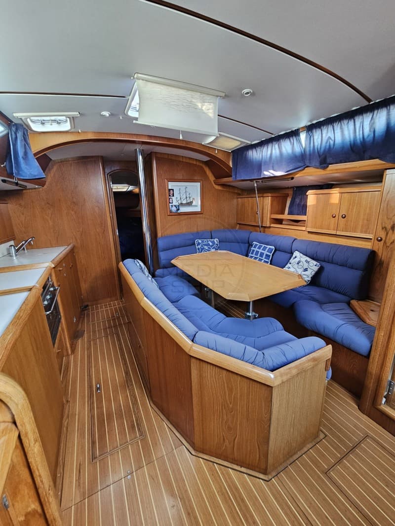 Jeanneau SUN ODYSSEY 42.2 used - hero image 15