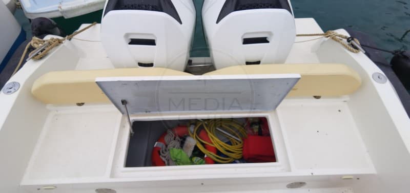 Est Point Marine Samuel 25 - Deck View Est Point Marine Samuel 25 - Deck View