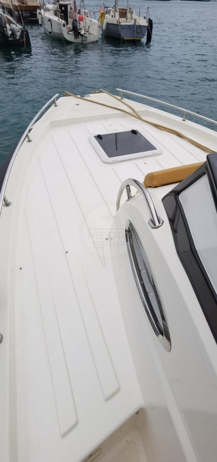 Est Point Marine Samuel 25 used - hero image 22