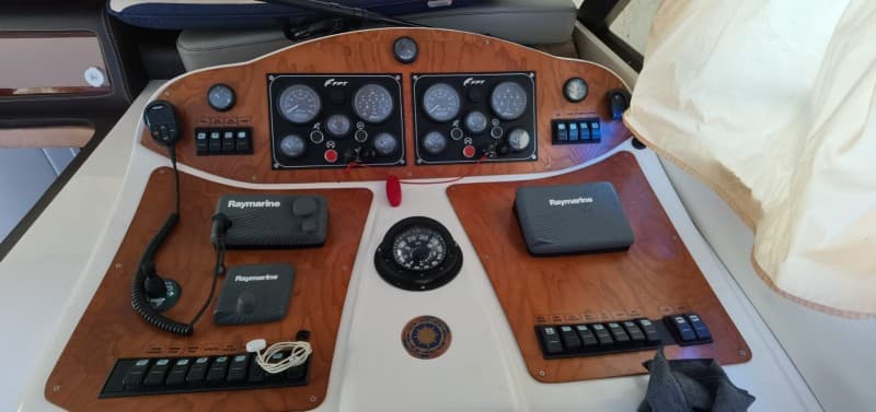 Cantieri Di Livorno Space 36 Fly usato - foto hero 16