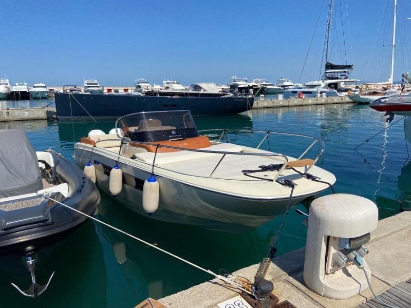 Invictus Yacht Invictus Cx270 used - hero image 5