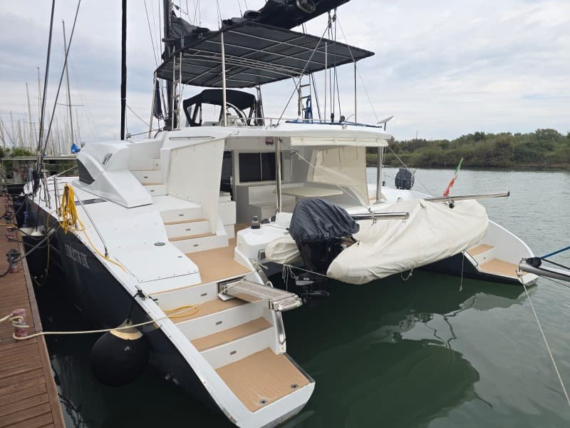 C.N.Catamaran Center Nyx 565 - Interior View C.N.Catamaran Center Nyx 565 - Interior View