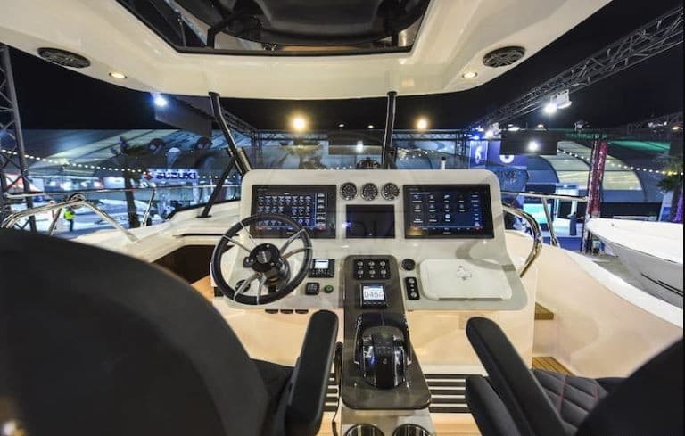 Gulf Craft Oryx 379 used - hero image 14