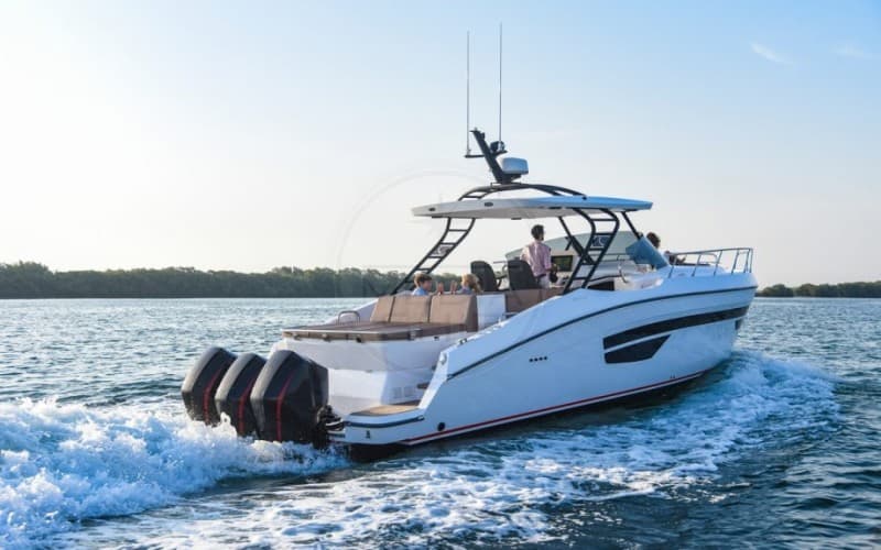 Gulf Craft Oryx 379 used - hero image 8