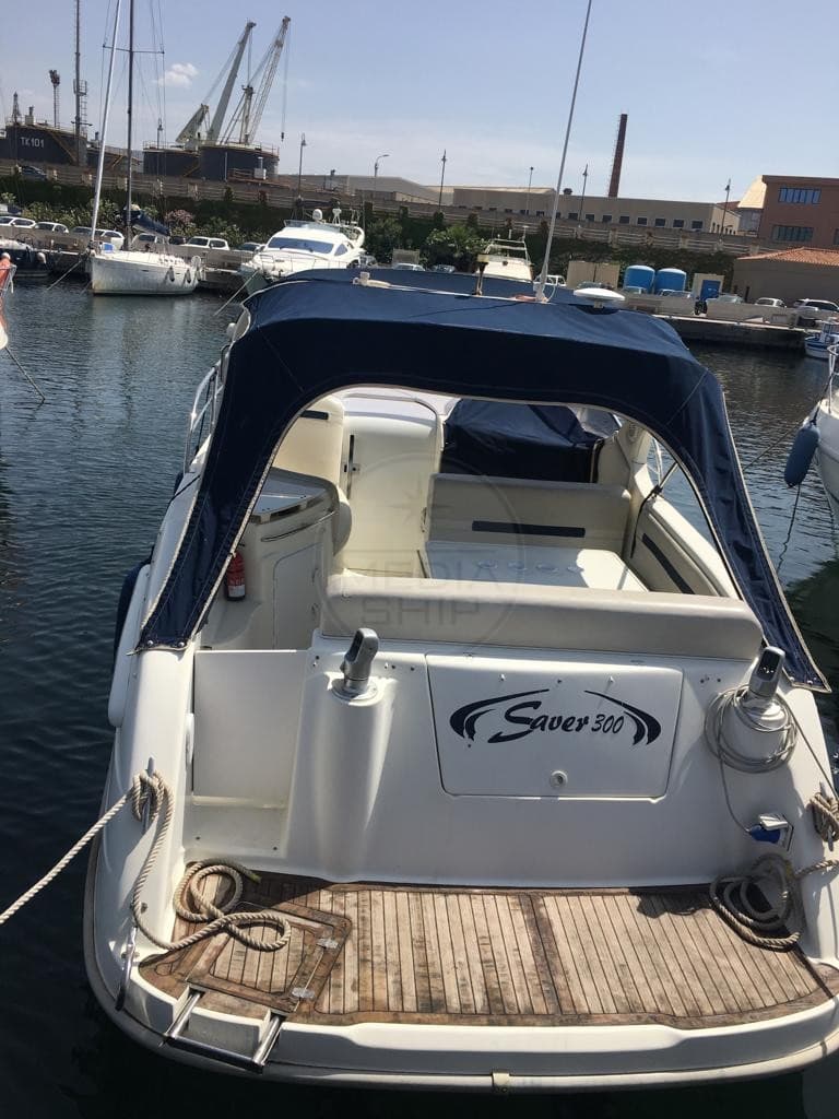 Saver 300 Sport - Interior View Saver 300 Sport - Interior View